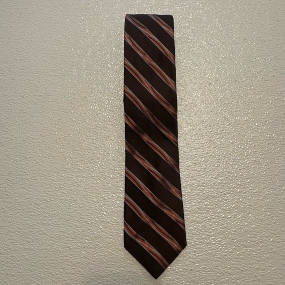 Robert Graham Multi-Color w/Stripes 100% Silk Tie - Made in U.S.A